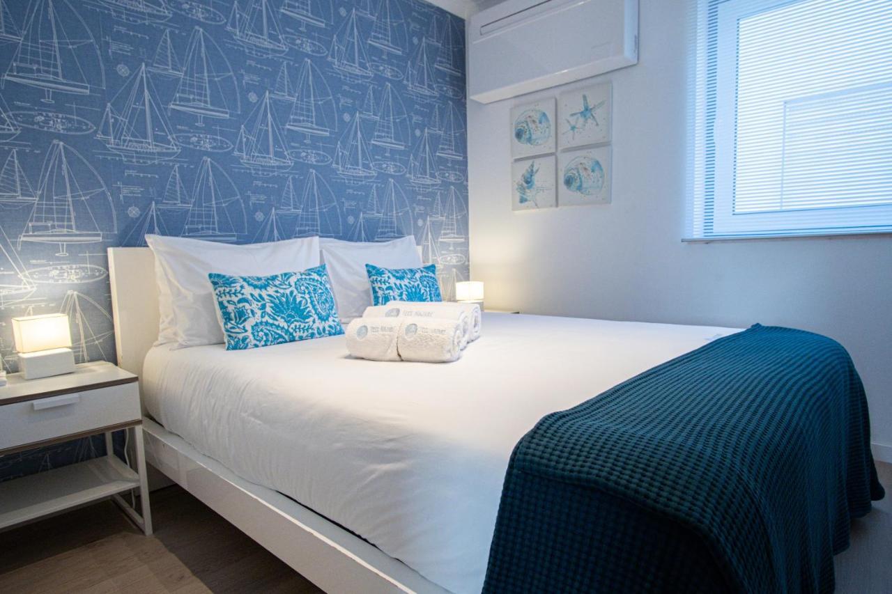 Feel - Nautical House *